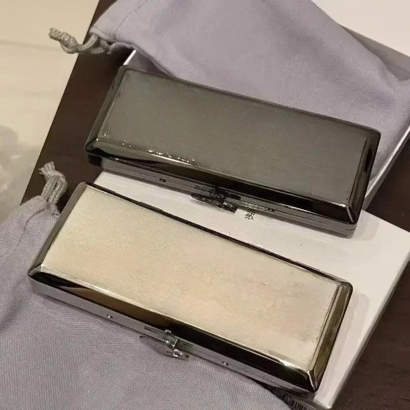 Men Accessories Gift Box - Kotak Rokok Logam Paduan Mewah Portabel